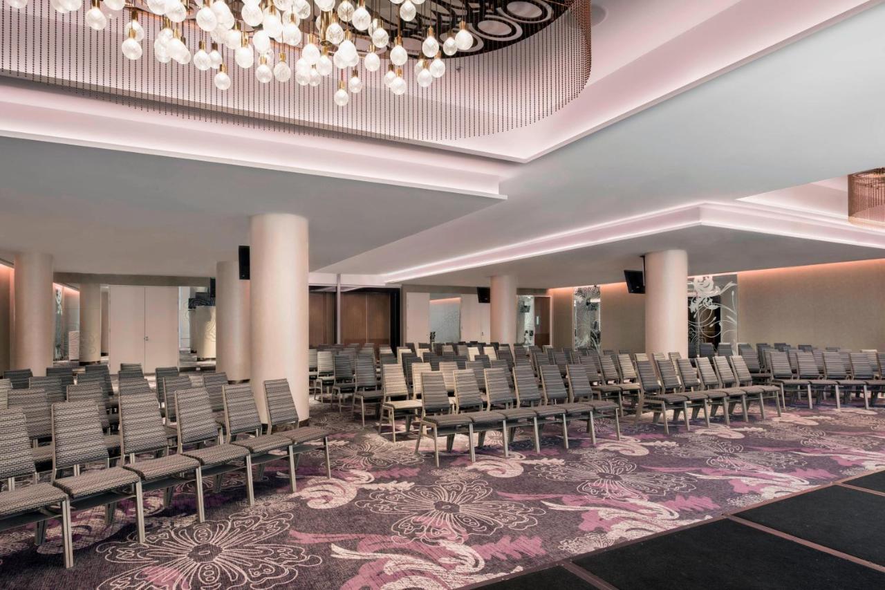 Sheraton Melbourne Hotel מראה חיצוני תמונה The interior of the hotel