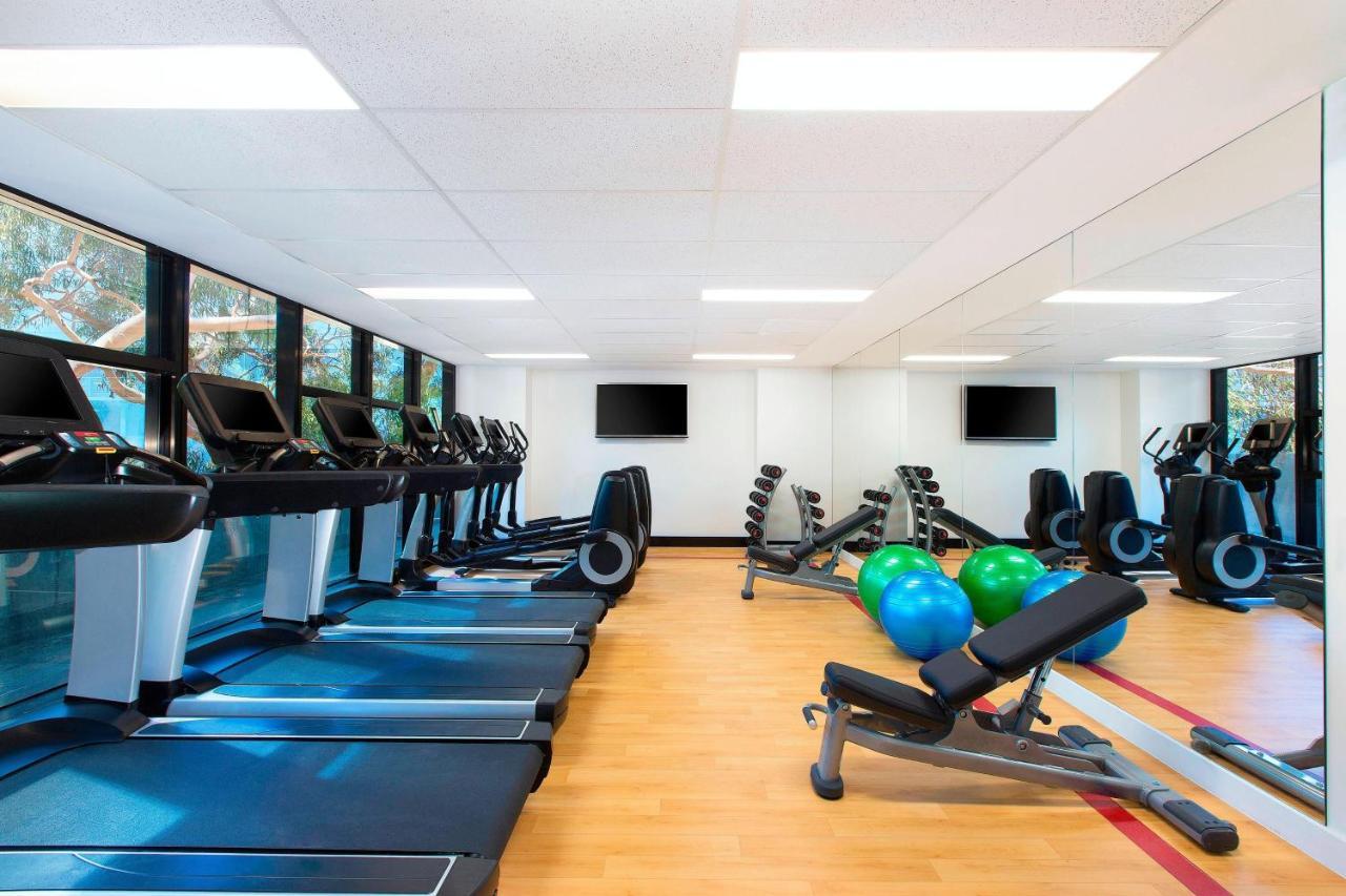 Sheraton Melbourne Hotel מראה חיצוני תמונה The Westin Los Angeles Airport Fitness Center
