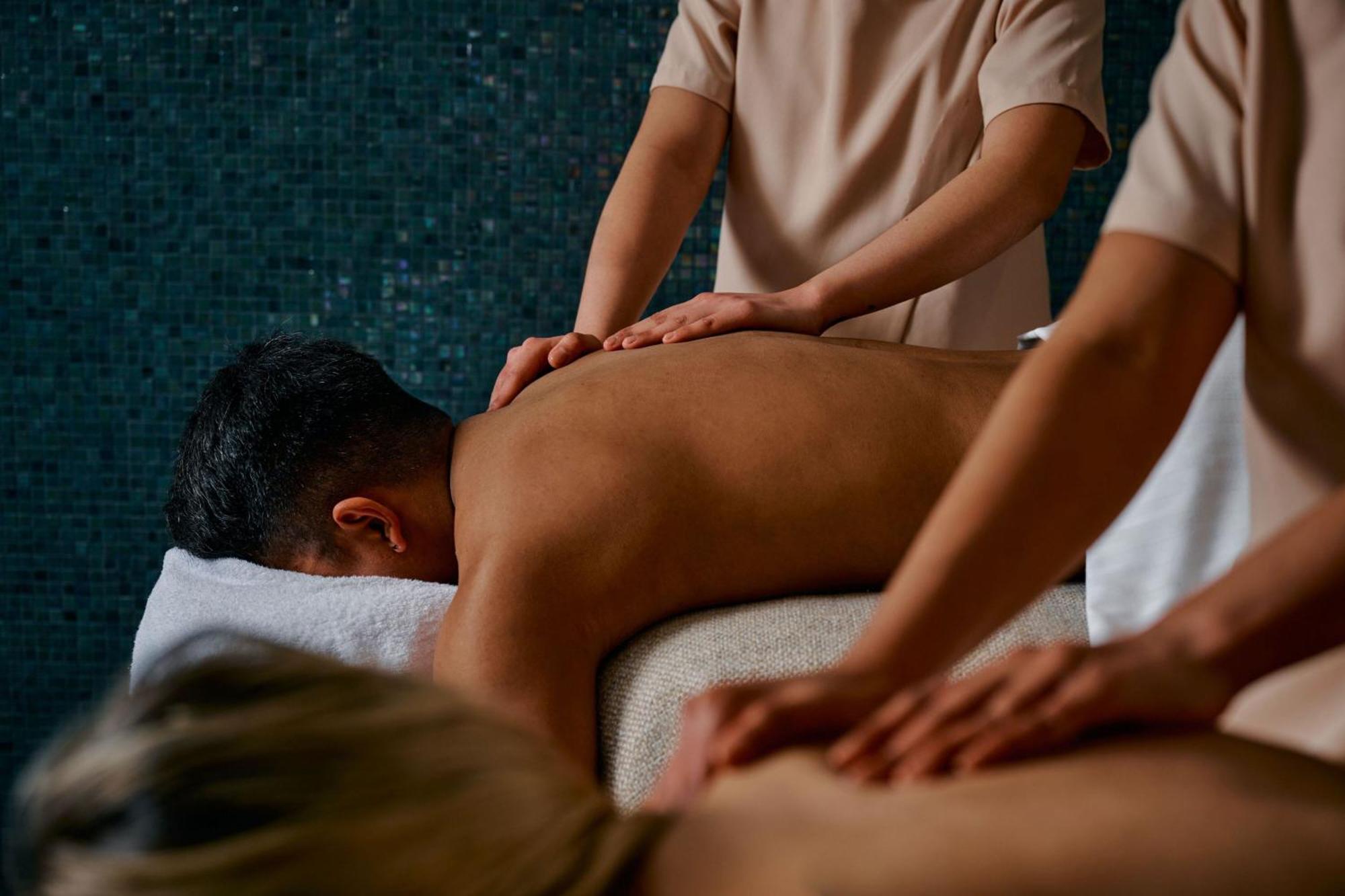 Sheraton Melbourne Hotel מראה חיצוני תמונה Massage